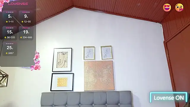  naomi s online show from 04/30/26, 01:39