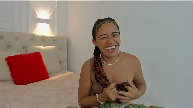 charlotte dante212 online show from 07/14/26, 02:12