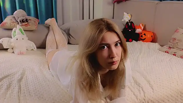 AngelicRice online show from 10/27/25, 11:14