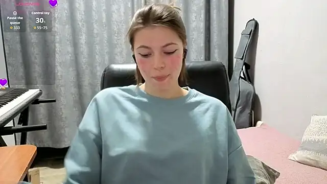 CutieAnny online show from 06/01/26, 10:55