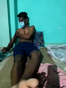 Snapshot of Tamilgud23 chatting on 09/19/25, 03:56 Tamilgud23 online show from 09/19/25, 03:56