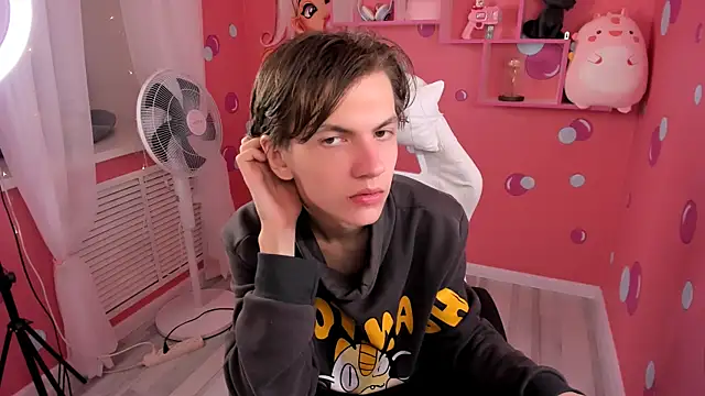 OttoWilliams online show from 10/13/25, 08:31