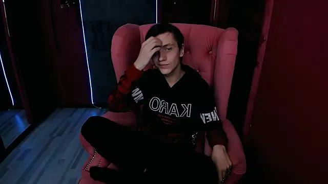 OttoWilliams online show from 10/25/25, 08:14