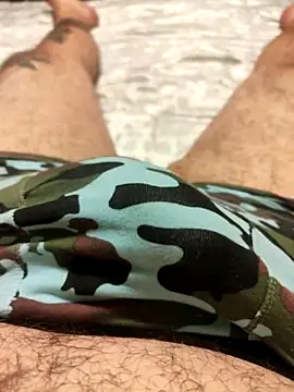 Snapshot of __Mike___ chatting on 09/26/25, 05:11   Mike    online show from 09/26/25, 05:11