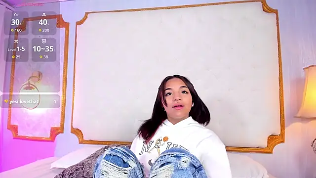 Manelyk evanss  online show from 10/16/25, 11:22