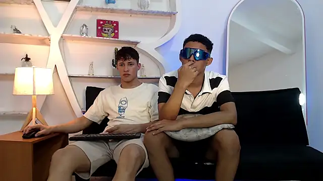 GRETTY BOYS online show from 10/04/25, 07:17