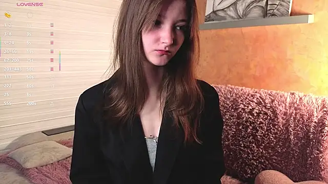 Snapshot of DongMolt chatting on 10/26/25, 06:25 DongMolt online show from 10/26/25, 06:25