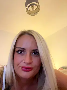 Seductive-SkyeXXX online show from 10/23/25, 10:08