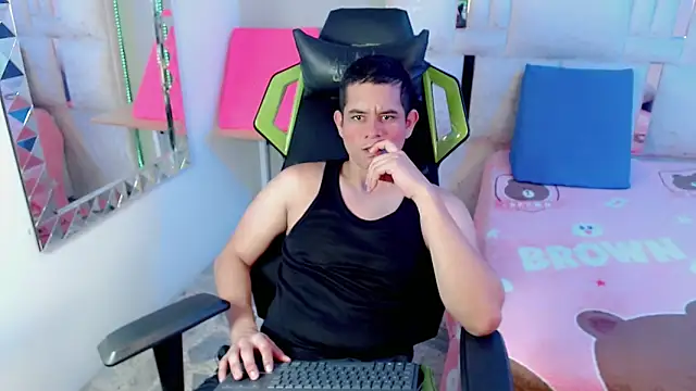 jhavii  online show from 09/11/25, 12:27