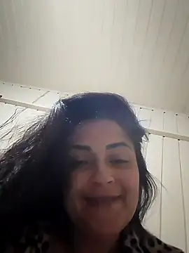 Snapshot of Thamiressssss chatting on 10/06/25, 03:26 Thamiressssss online show from 10/06/25, 03:26