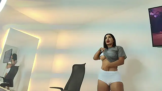 fitnessmommy online show from 09/08/25, 06:29