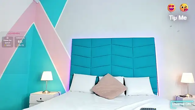  mia foxx online show from 09/12/25, 07:58