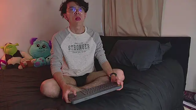 Alex Kay  online show from 09/11/25, 10:21