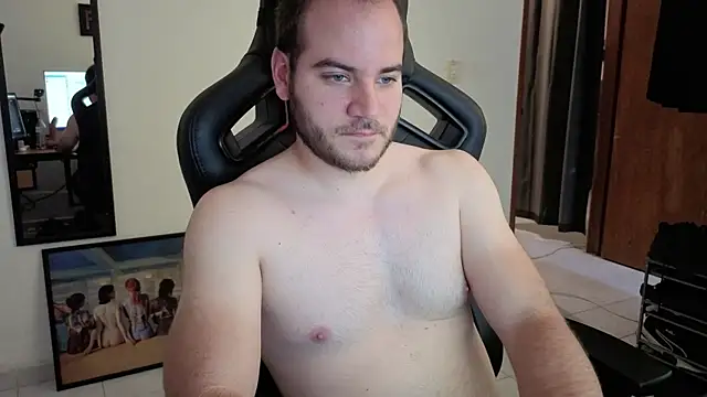 Snapshot of Paul00474 chatting on 09/19/25, 05:57 Paul00474 online show from 09/19/25, 05:57