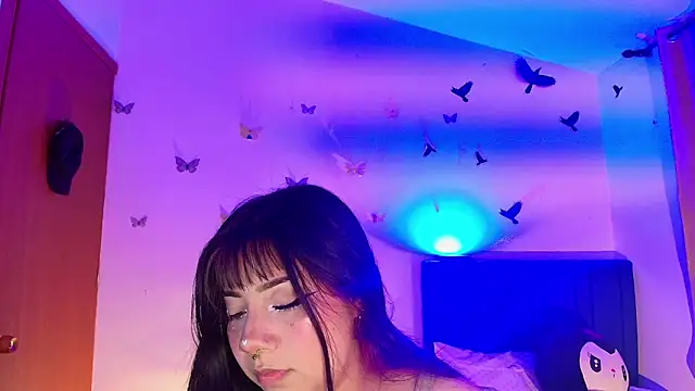 annie-russel online show from 11/26/25, 09:05