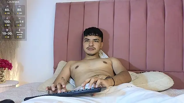 Snapshot of Snowlann chatting on 10/12/25, 05:50 Snowlann online show from 10/12/25, 05:50