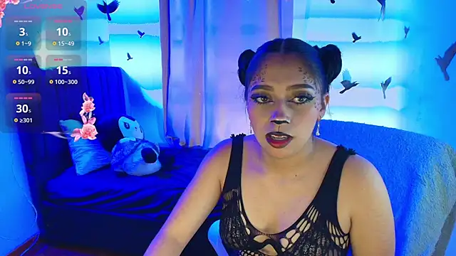 Snapshot of luna-cute chatting on 10/07/25, 05:10 luna-cute online show from 10/07/25, 05:10