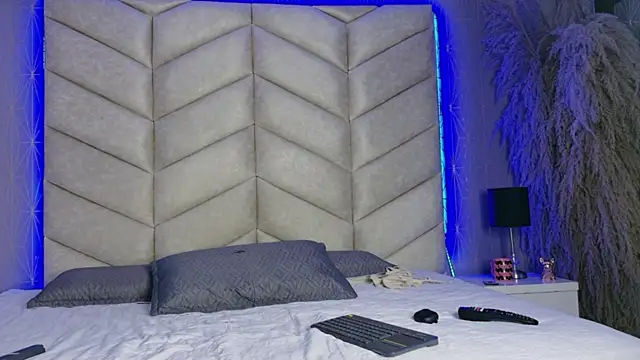 samiradoll online show from 11/19/25, 03:50