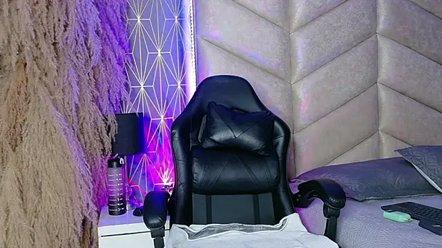 samiradoll online show from 12/01/25, 03:11