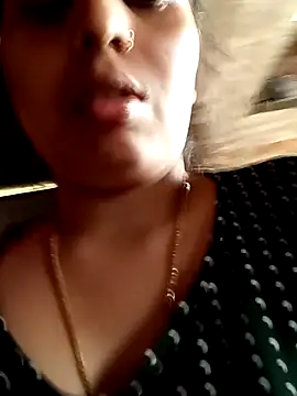 Snapshot of Cute_Pagli chatting on 10/06/25, 05:38 Cute Pagli online show from 10/06/25, 05:38