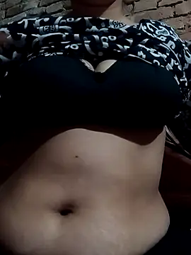 Snapshot of Cute_Pagli chatting on 11/14/25, 02:27 Cute Pagli online show from 11/14/25, 02:27