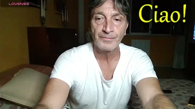 lattediyak online show from 09/22/25, 01:51