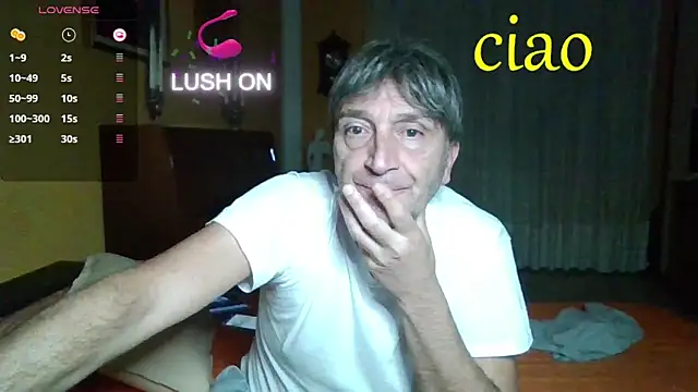 lattediyak online show from 10/15/25, 01:06