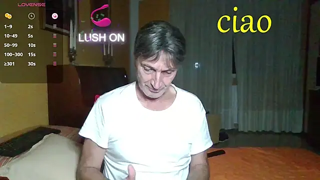 lattediyak online show from 10/21/25, 11:49