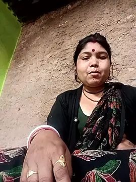 Snapshot of Rashili_jaan chatting on 01/13/26, 04:18 Rashili jaan online show from 01/13/26, 04:18