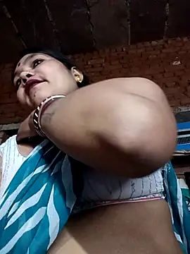 Snapshot of Rashili_jaan chatting on 02/02/26, 11:09 Rashili jaan online show from 02/02/26, 11:09