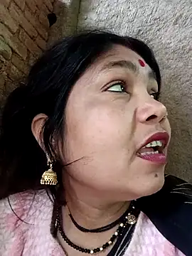 Snapshot of Rashili_jaan chatting on 02/19/26, 03:13 Rashili jaan online show from 02/19/26, 03:13