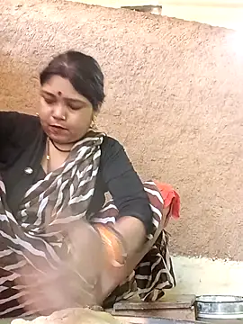 Snapshot of Rashili_jaan chatting on 02/24/26, 03:04 Rashili jaan online show from 02/24/26, 03:04