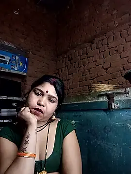 Snapshot of Rashili_jaan chatting on 02/25/26, 03:43 Rashili jaan online show from 02/25/26, 03:43