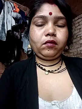 Snapshot of Rashili_jaan chatting on 03/07/26, 11:35 Rashili jaan online show from 03/07/26, 11:35