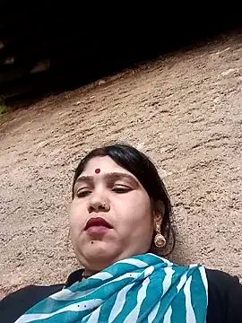 Snapshot of Rashili_jaan chatting on 03/08/26, 02:26 Rashili jaan online show from 03/08/26, 02:26