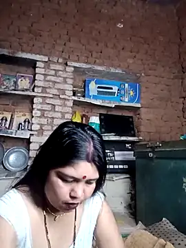 Snapshot of Rashili_jaan chatting on 03/15/26, 02:56 Rashili jaan online show from 03/15/26, 02:56
