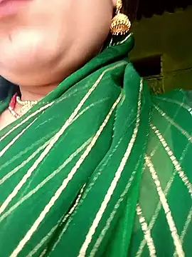 Snapshot of Rashili_jaan chatting on 04/02/26, 11:30 Rashili jaan online show from 04/02/26, 11:30