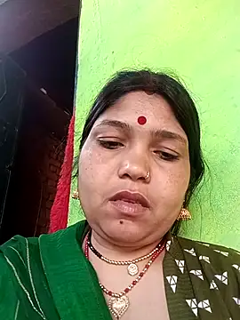 Snapshot of Rashili_jaan chatting on 04/10/26, 01:44 Rashili jaan online show from 04/10/26, 01:44