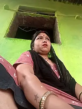 Snapshot of Rashili_jaan chatting on 04/17/26, 01:52 Rashili jaan online show from 04/17/26, 01:52