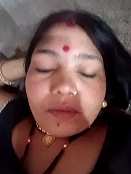 Snapshot of Rashili_jaan chatting on 04/23/26, 03:08 Rashili jaan online show from 04/23/26, 03:08