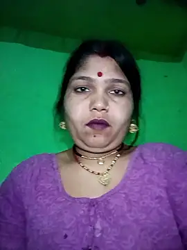 Snapshot of Rashili_jaan chatting on 05/05/26, 03:31 Rashili jaan online show from 05/05/26, 03:31