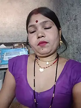 Snapshot of Rashili_jaan chatting on 05/15/26, 03:46 Rashili jaan online show from 05/15/26, 03:46