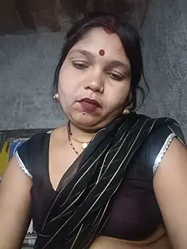 Snapshot of Rashili_jaan chatting on 05/19/26, 02:56 Rashili jaan online show from 05/19/26, 02:56