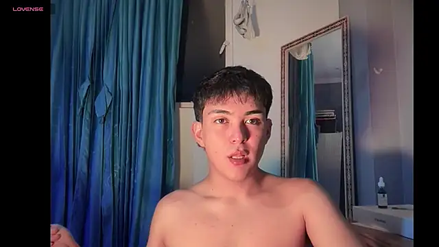 ivy xo online show from 12/20/25, 12:07