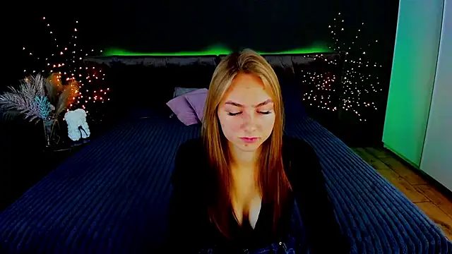 MilaAddams online show from 10/16/25, 05:41