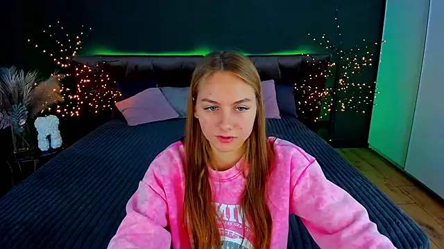 MilaAddams online show from 11/15/25, 06:44