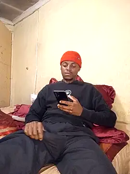 Snapshot of Hluga_25 chatting on 10/01/25, 03:56 Hluga 25 online show from 10/01/25, 03:56