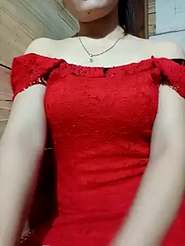 Snapshot of LucyyLy chatting on 09/22/25, 12:45 LucyyLy online show from 09/22/25, 12:45