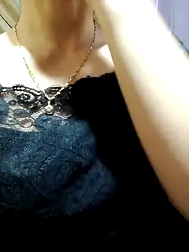 Snapshot of LucyyLy chatting on 10/02/25, 11:39 LucyyLy online show from 10/02/25, 11:39