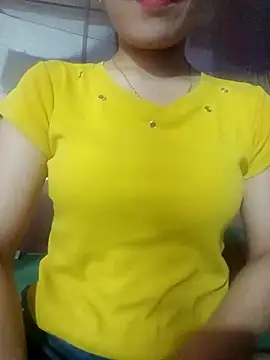 Snapshot of LucyyLy chatting on 10/15/25, 11:16 LucyyLy online show from 10/15/25, 11:16